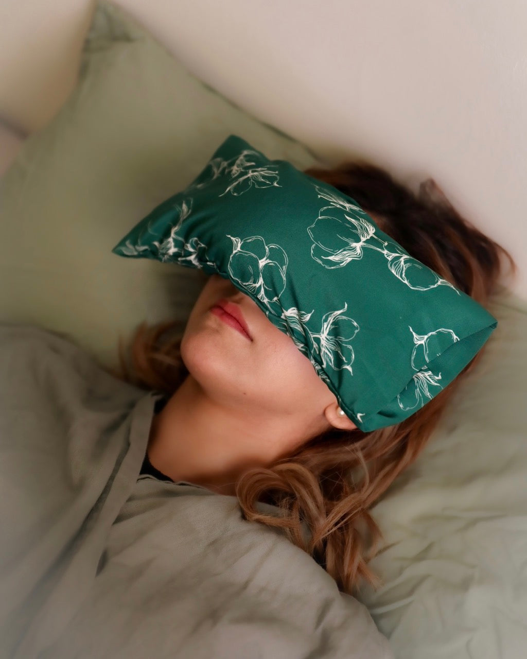 Lavender Aromatherapy Sleep Eye Pillow - Cotton Green